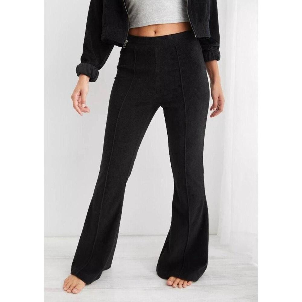 Aerie Groove-On Black Velour High Waisted Flare Pants L Short